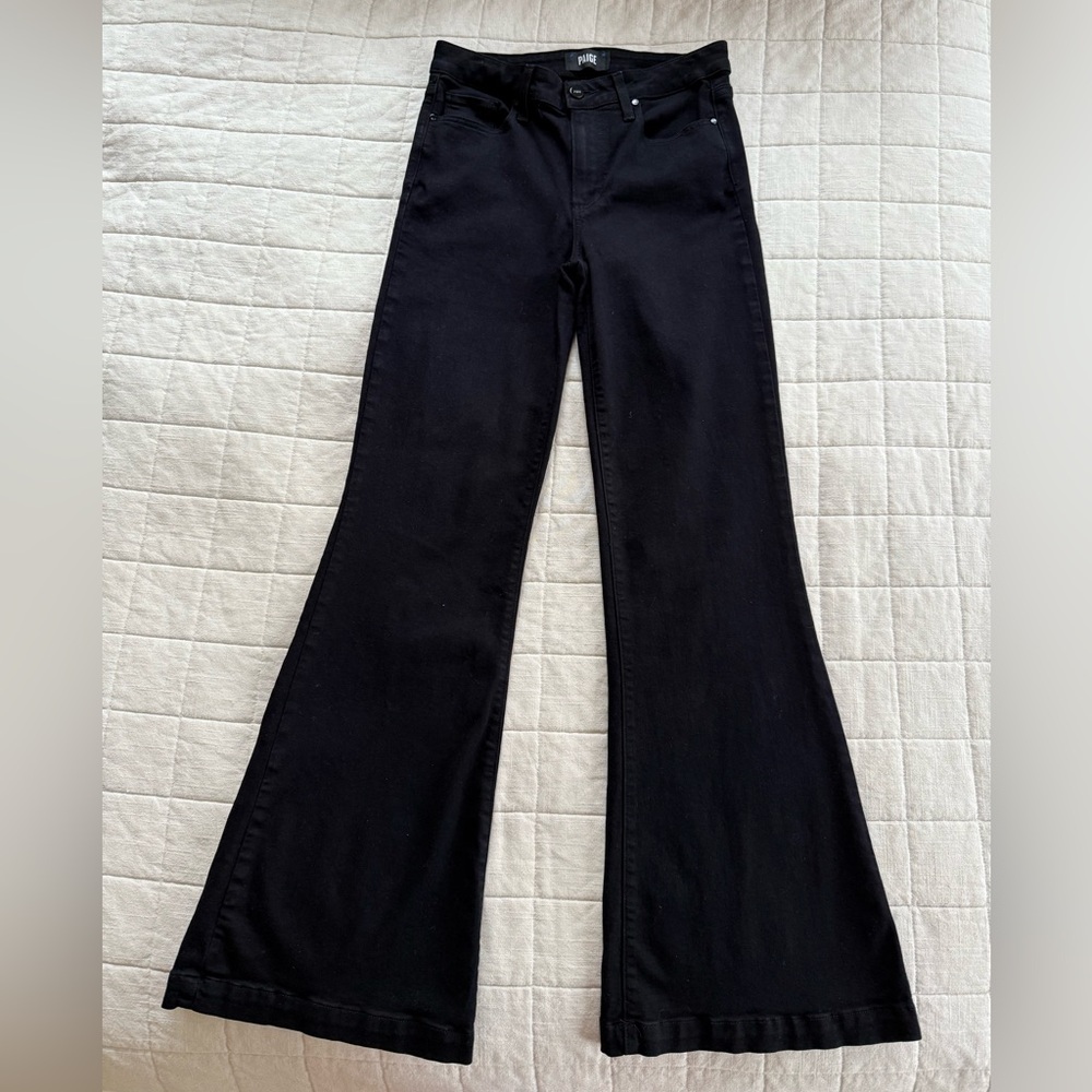 NWOT Paige Genevieve Black Flare Jeans • Size 28